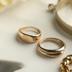 Verschiedener Goldschmuck
